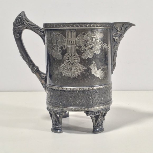 Antique Meriden Britannia Company Quadruple Creamer Marked 1926 - Picture 4 of 9